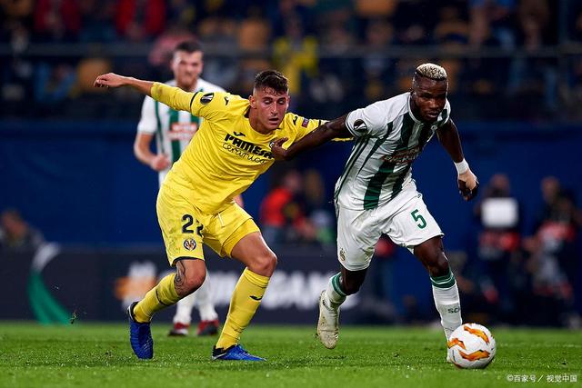 包含哈德斯菲尔德客场输给水晶宫，保级形势日益严峻的词条