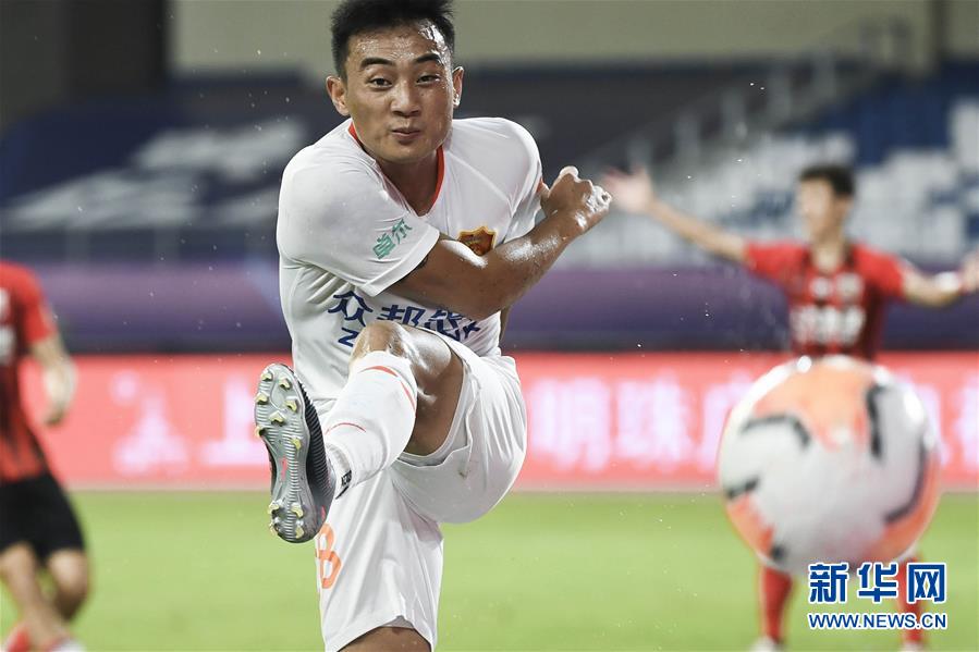 包含武汉卓尔抢分成功，锁定下赛季中超资格的词条