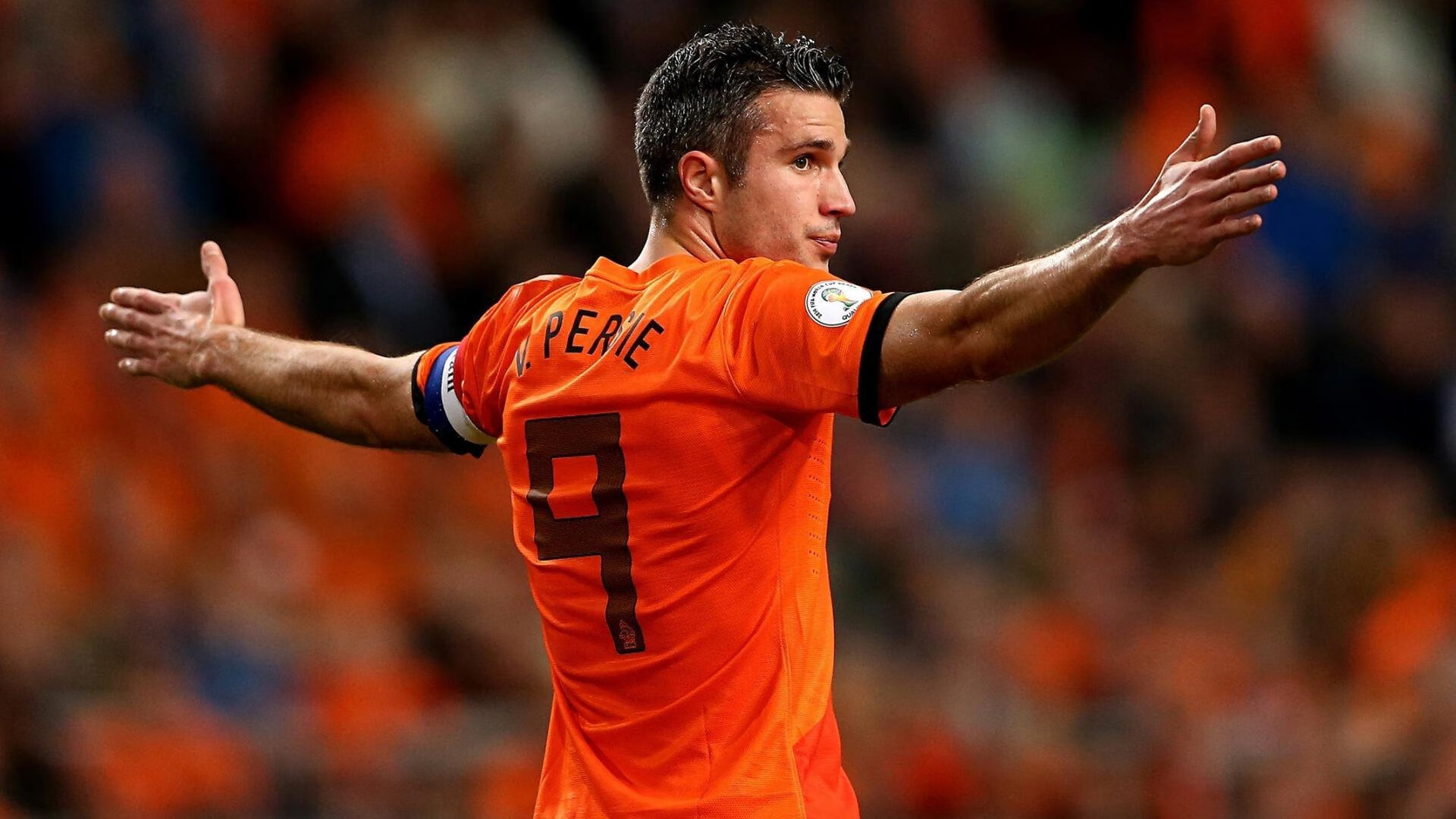 阿什拉夫稳定输出不掉线，荷兰新星掀翻里昂王朝