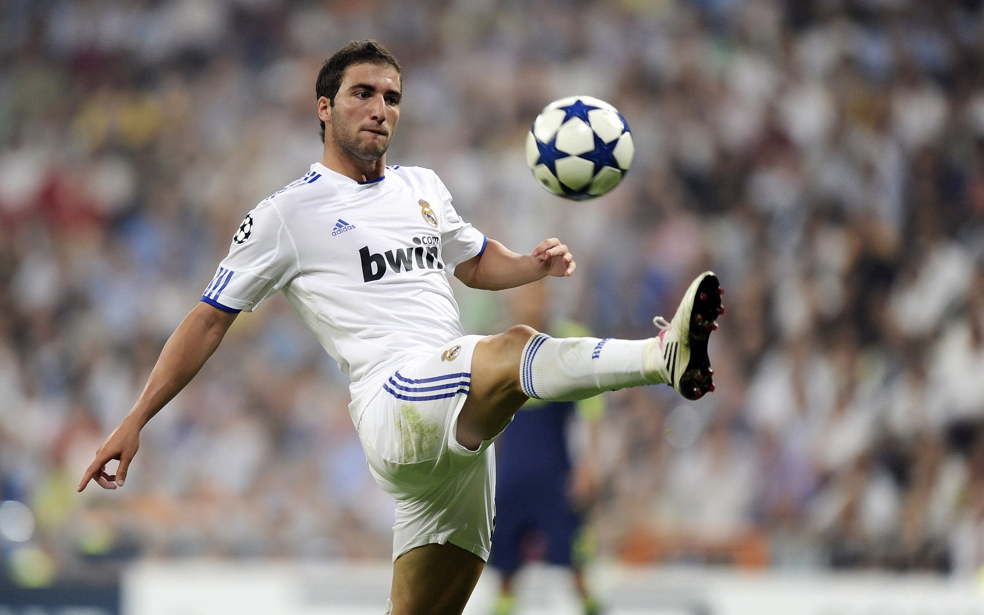 当德意志心脏在苏格兰跳动，京多安如何以瑞士钟表般的精准收割悬念